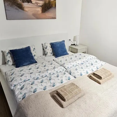 Wasserstadt Apartman *